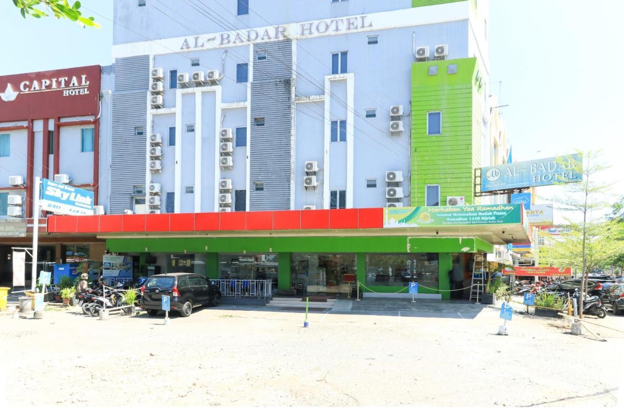 Al-Badar Hotel Syariah Makassar Kültér fotó