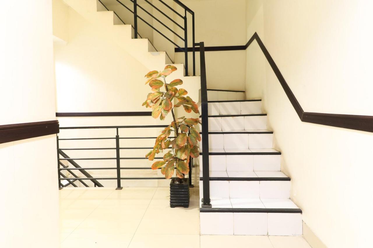 Al-Badar Hotel Syariah Makassar Kültér fotó